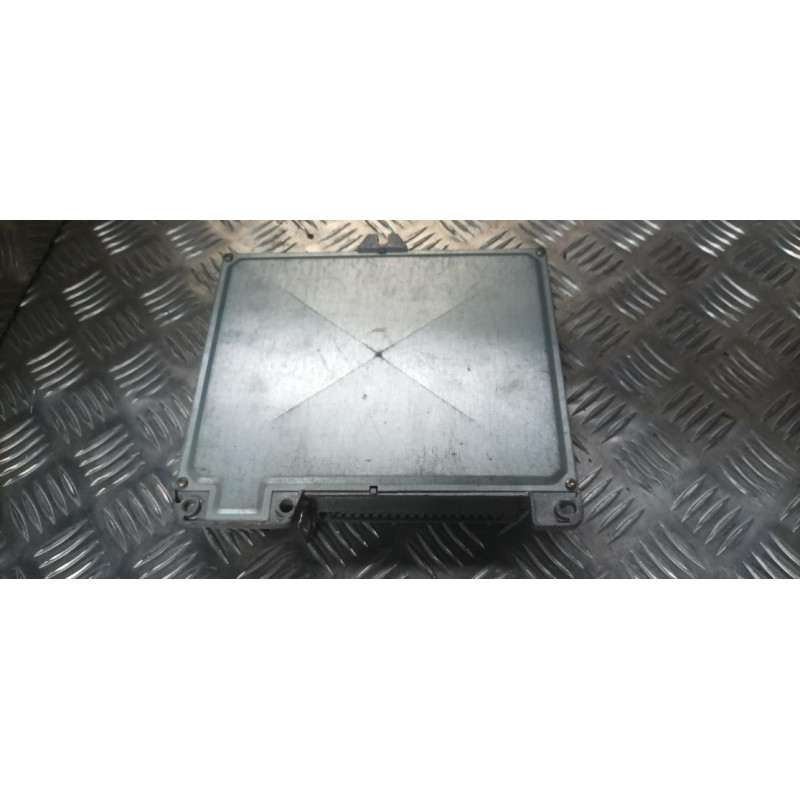 Calculateur RENAULT R25 PHASE 1 d’occasion