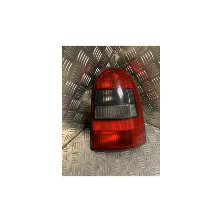 Feu arriere principal droit (feux) OPEL VECTRA B PHASE 1 BREAK d’occasion