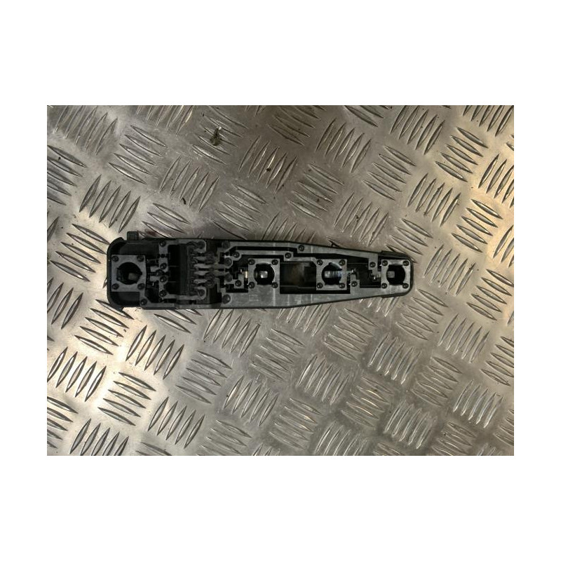 Platine feu arriere droit OPEL VECTRA B PHASE 1 BREAK d’occasion