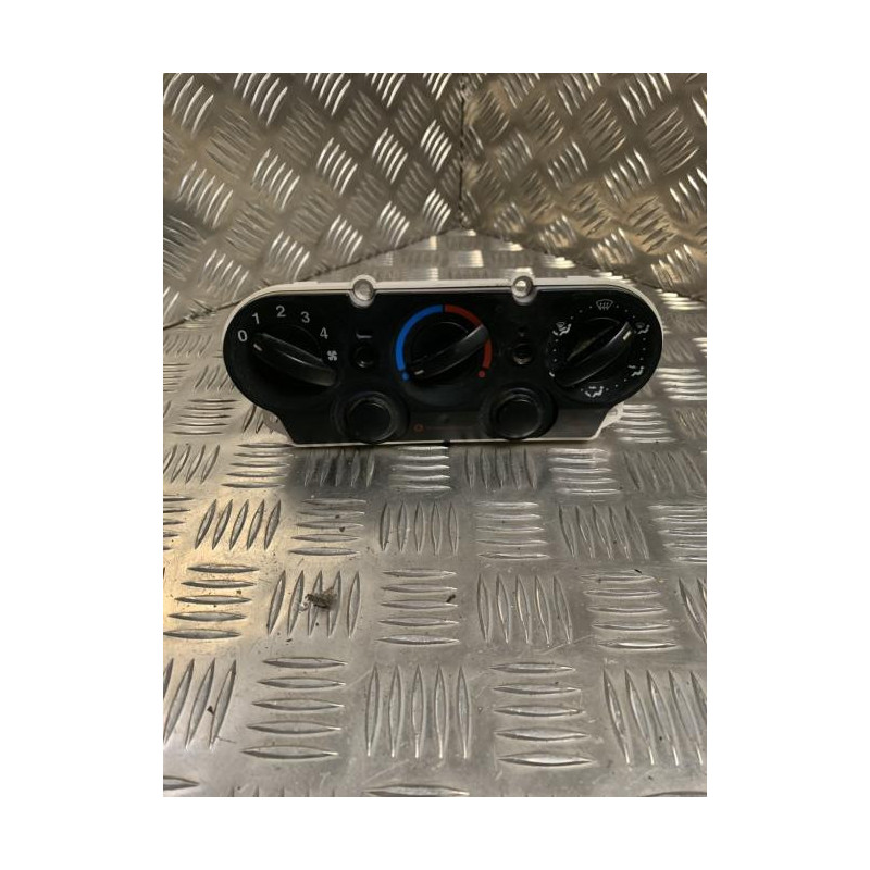 Commande chauffage FORD FIESTA 5 PHASE 1 d’occasion