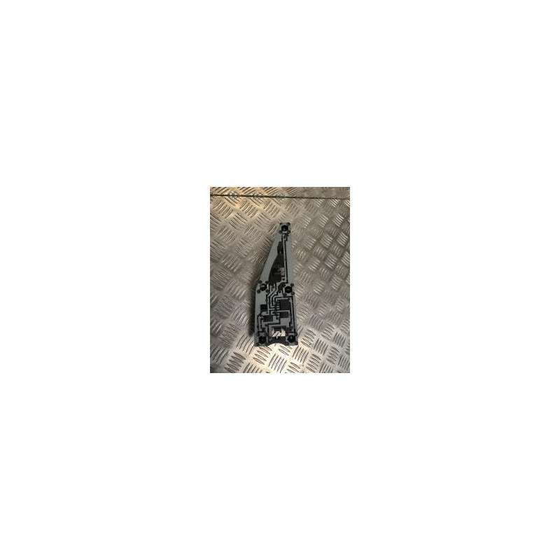 Platine feu arriere gauche PEUGEOT 406 COUPE d’occasion