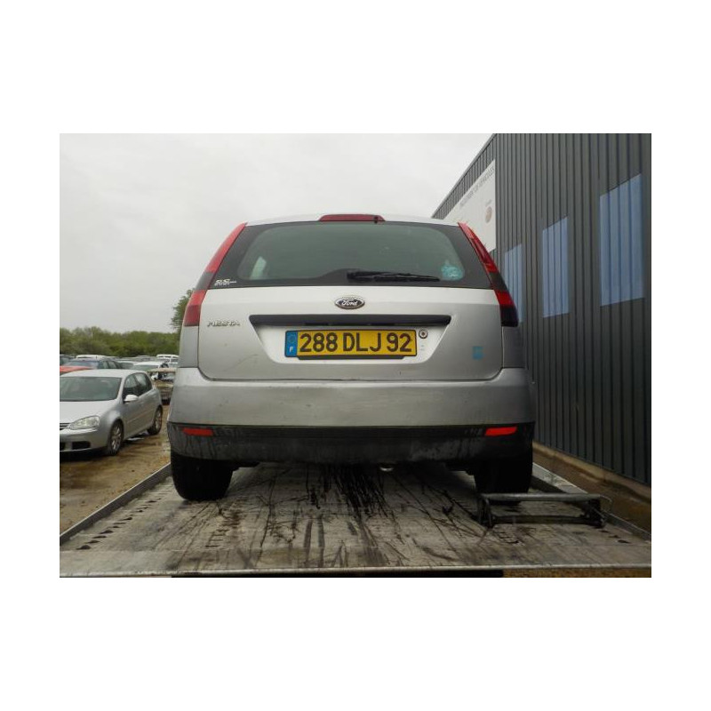 Capot FORD FIESTA 5 PHASE 1 d’occasion