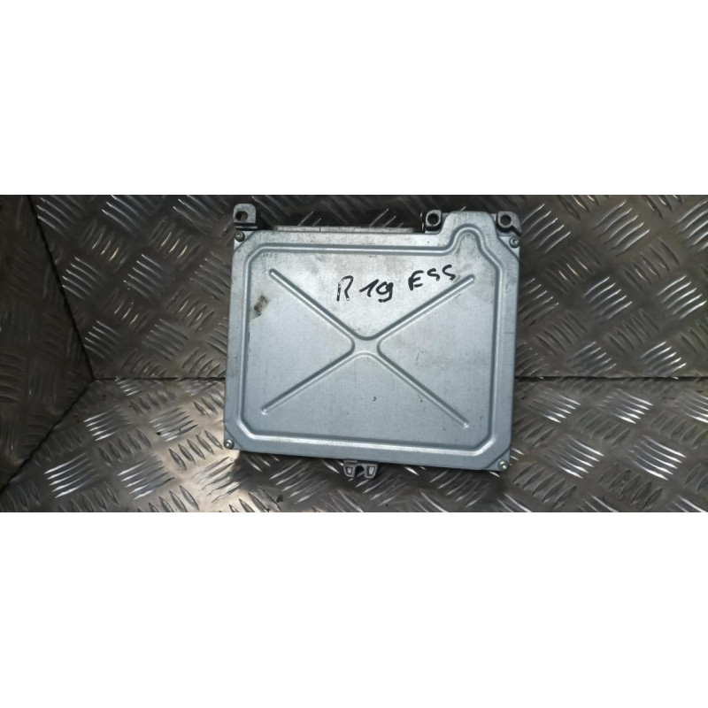 Calculateur moteur RENAULT R19 PHASE 1 d’occasion