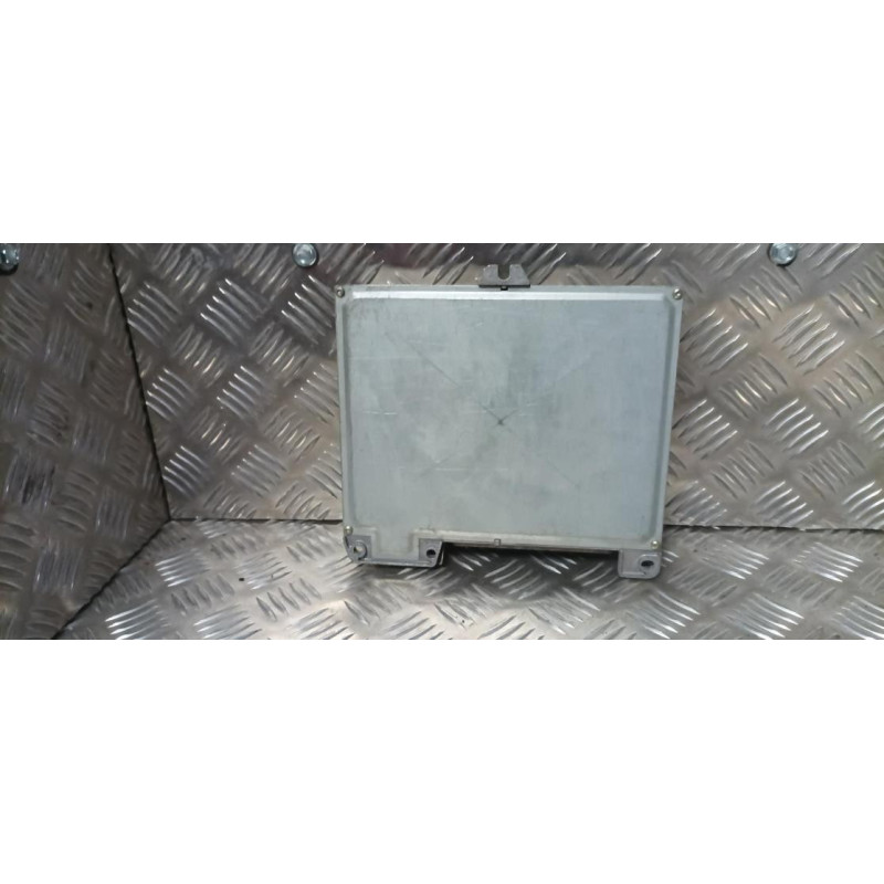Calculateur moteur RENAULT R21 PHASE 1 d’occasion