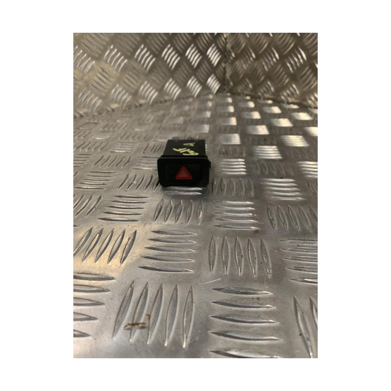Bouton de warning VOLKSWAGEN GOLF 4 d’occasion