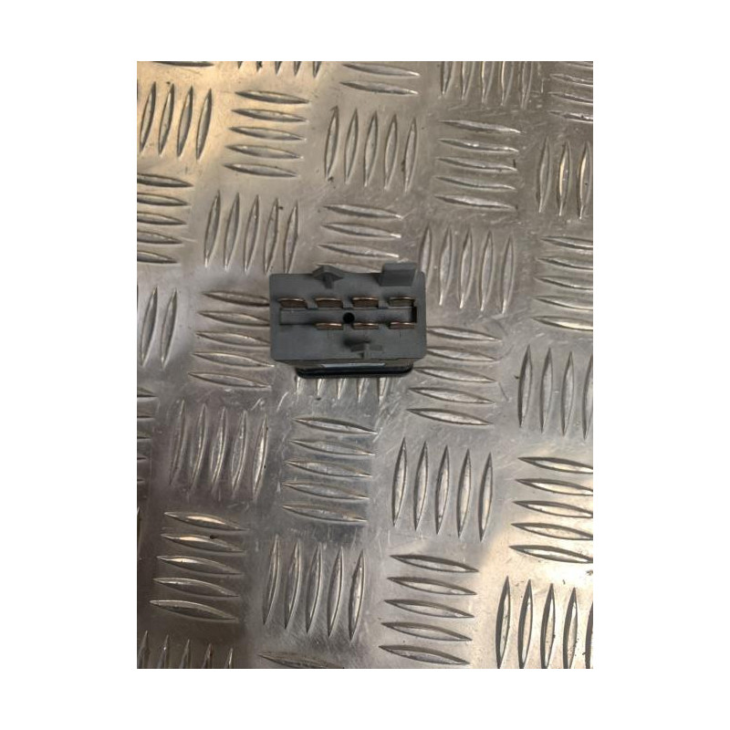 Bouton de warning VOLKSWAGEN GOLF 4 d’occasion