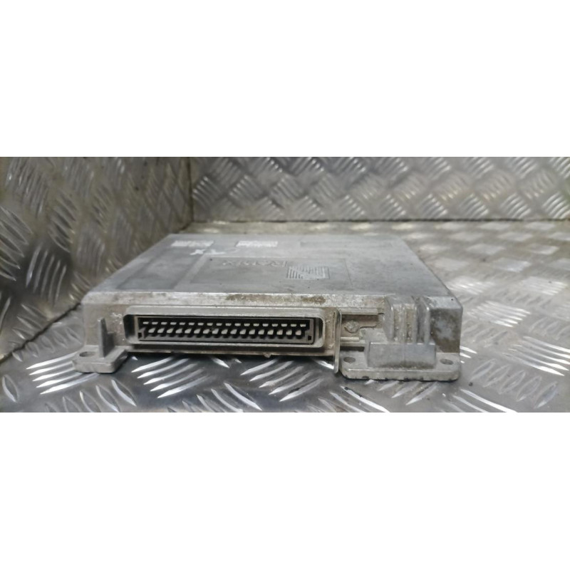 Calculateur moteur RENAULT R25 PHASE 1 d’occasion
