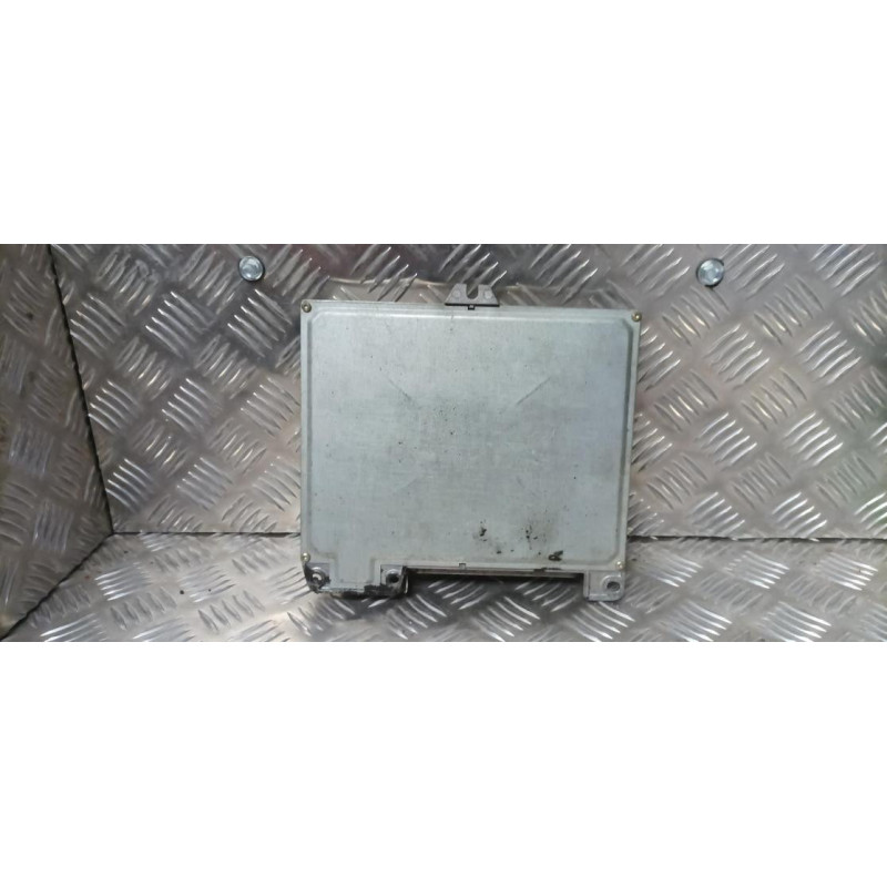 Calculateur moteur RENAULT R25 PHASE 1 d’occasion