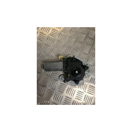 Moteur leve vitre avant gauche RENAULT MEGANE 1 PHASE 1 d’occasion