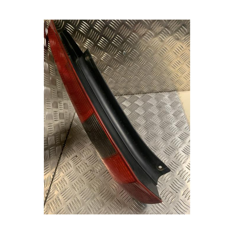 Feu arriere principal gauche (feux) FORD FIESTA 5 PHASE 1 d’occasion