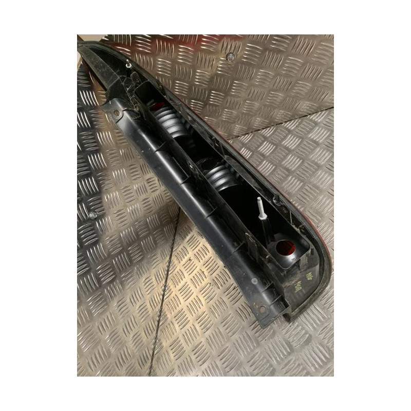 Feu arriere principal gauche (feux) FORD FIESTA 5 PHASE 1 d’occasion