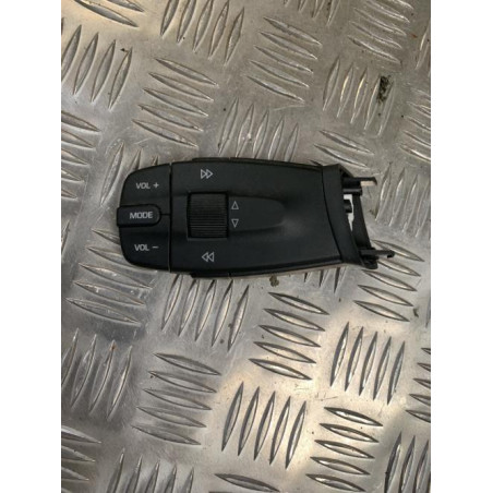 Commande autoradio SEAT IBIZA 4 PHASE 1 d’occasion
