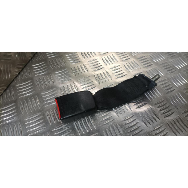 Attache ceinture arriere gauche PEUGEOT  d’occasion