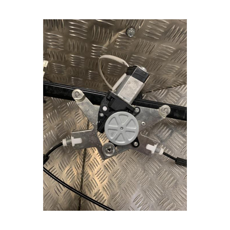 Moteur leve vitre avant gauche SEAT IBIZA 2 PHASE 3 d’occasion