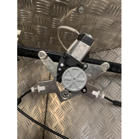 Moteur leve vitre avant gauche SEAT IBIZA 2 PHASE 3 d’occasion