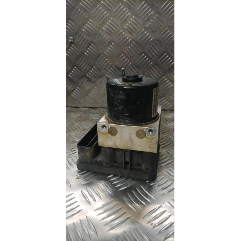 Bloc ABS (freins anti-blocage) FORD FIESTA 5 PHASE 1 d’occasion