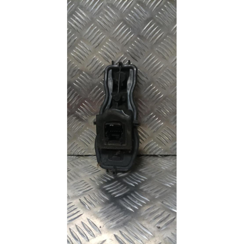 Platine feu arriere droit RENAULT SCENIC 2 PHASE 2 d’occasion