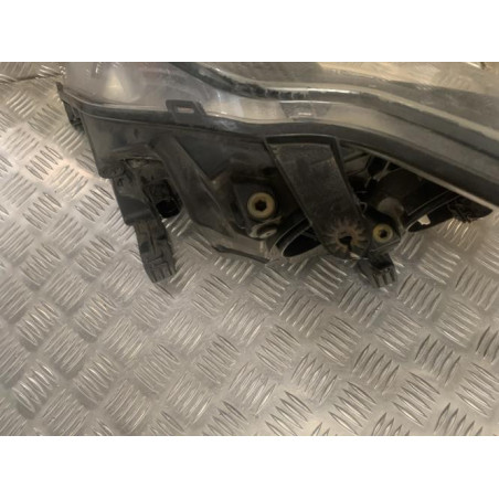Optique avant principal droit (feux)(phare) FORD FOCUS 2 PHASE 2 d’occasion