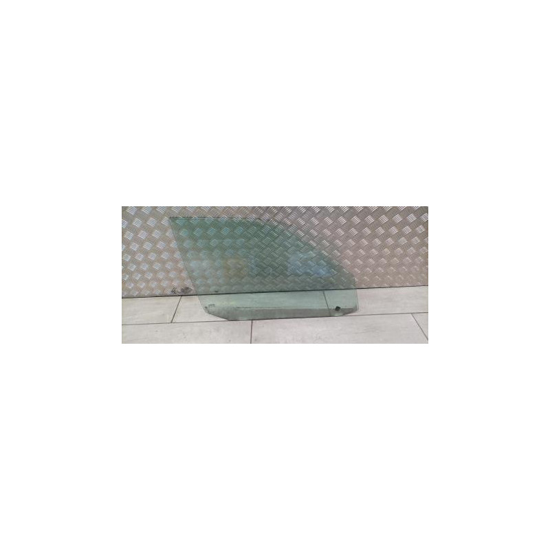 Vitre avant droit SEAT IBIZA 2 PHASE 3 d’occasion