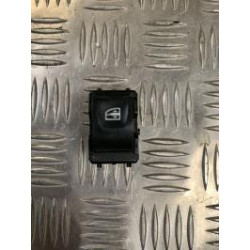 Interrupteur de leve vitre avant droit RENAULT CLIO 4 PHASE 1 d’occasion