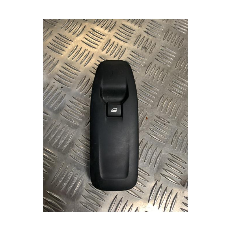 Interrupteur de leve vitre avant droit PEUGEOT 208 1 PHASE 2 d’occasion