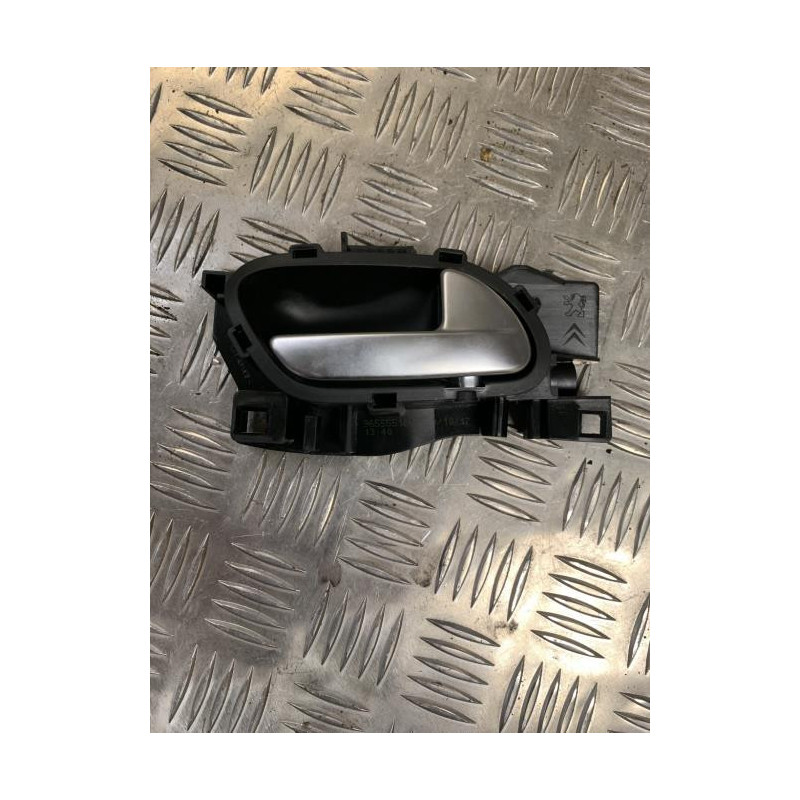Poignee interieur avant droit PEUGEOT 208 1 PHASE 2 d’occasion
