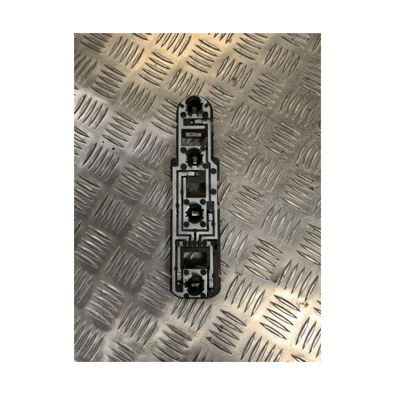 Platine feu arriere gauche MERCEDES CLASSE A 168 PHASE 2 d’occasion