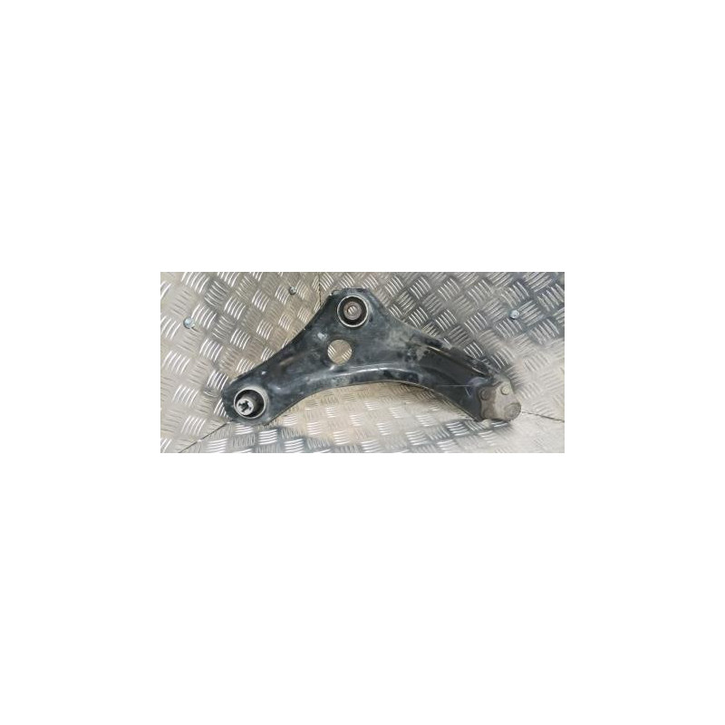 Triangle inferieur avant gauche RENAULT MEGANE 4 PHASE 1 d’occasion
