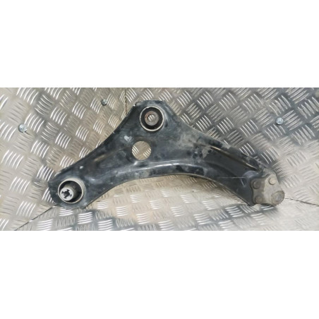 Triangle inferieur avant gauche RENAULT MEGANE 4 PHASE 1 d’occasion