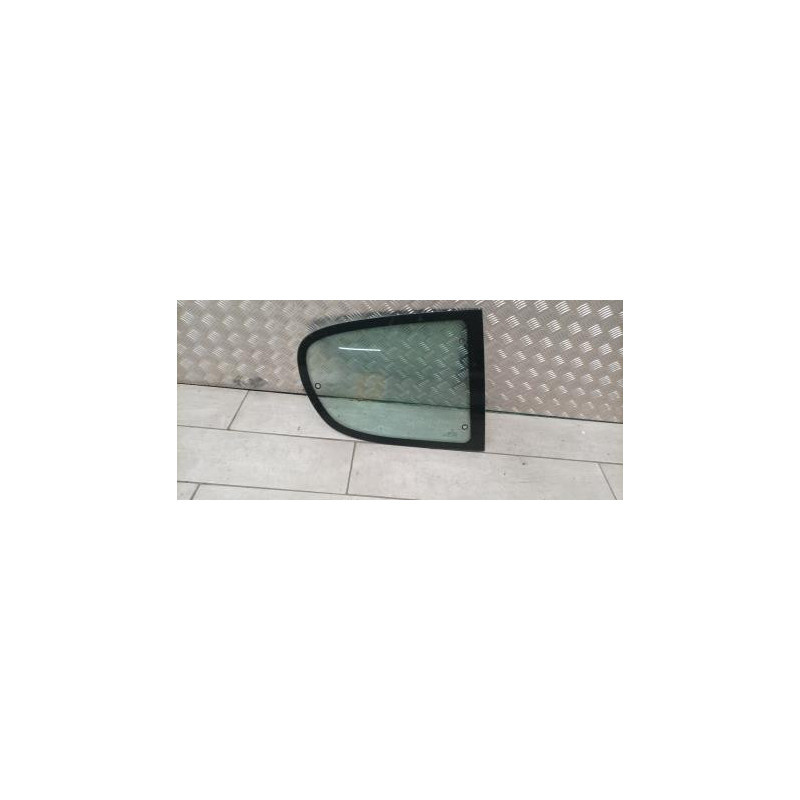 Vitre arriere droit PEUGEOT 206 PHASE 2 d’occasion