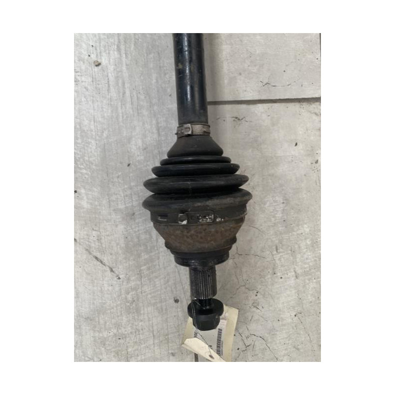Cardan gauche (transmission) AUDI A3 2 PHASE 1 d’occasion