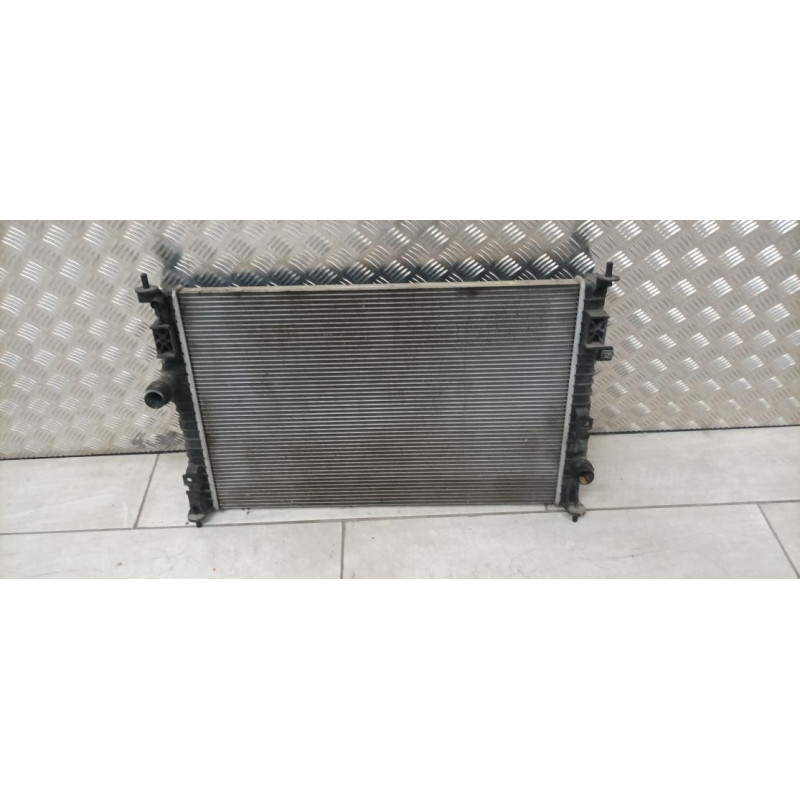 Radiateur eau PEUGEOT 308 2 SW PHASE 2 BREAK d’occasion