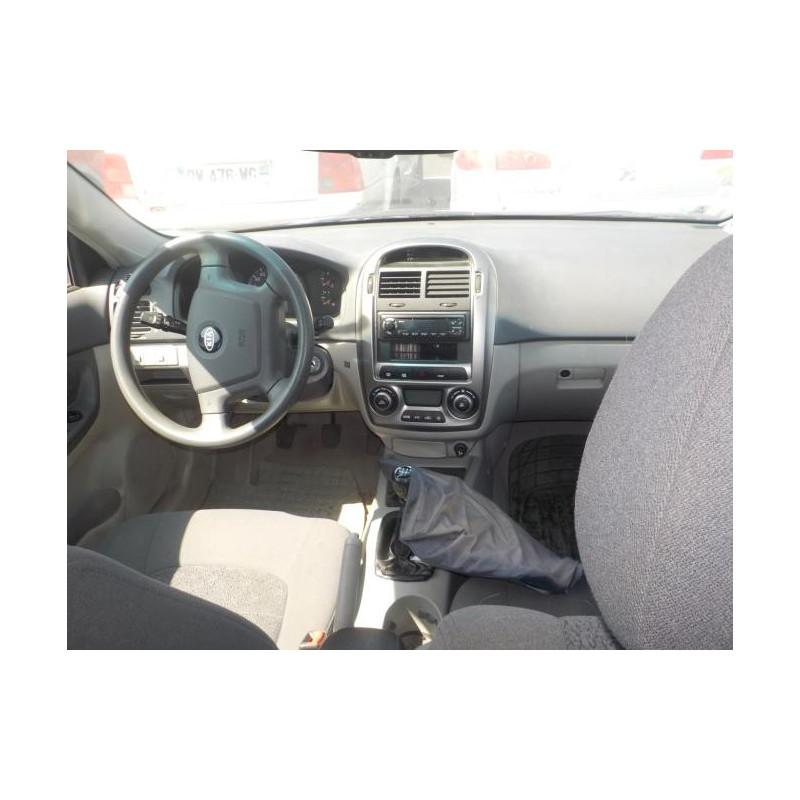 Feu arriere principal gauche (feux) KIA CERATO d’occasion
