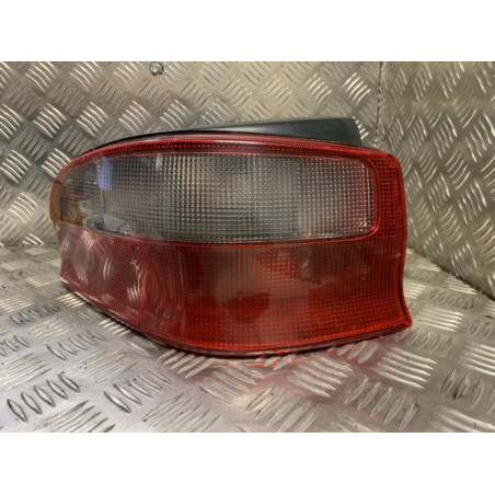 Feu arriere principal droit (feux) CITROEN SAXO PHASE 1 d’occasion