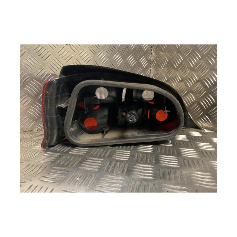 Feu arriere principal droit (feux) CITROEN SAXO PHASE 1 d’occasion