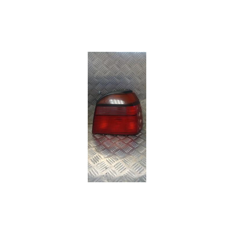 Feu arriere principal droit (feux) VOLKSWAGEN GOLF 3 d’occasion