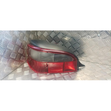 Feu arriere principal gauche (feux) CITROEN SAXO PHASE 1 d’occasion