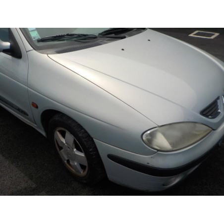 Platine feu arriere droit RENAULT MEGANE 1 PHASE 2 d’occasion