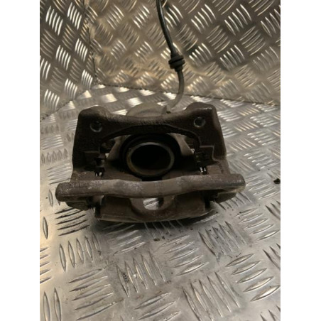 Etrier avant droit (freinage) RENAULT CLIO 3 PHASE 1 d’occasion