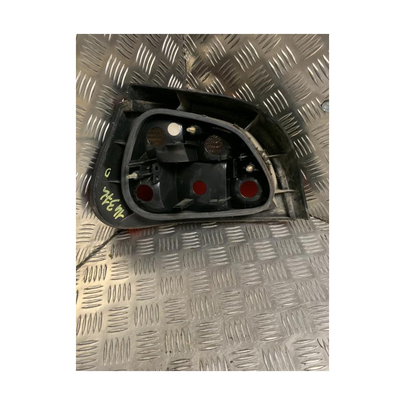 Feu arriere principal droit (feux) RENAULT MEGANE 1 PHASE 2 d’occasion