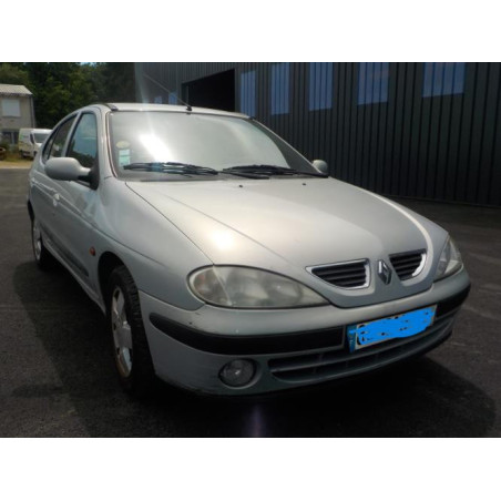 Platine feu arriere gauche RENAULT MEGANE 1 PHASE 2 d’occasion