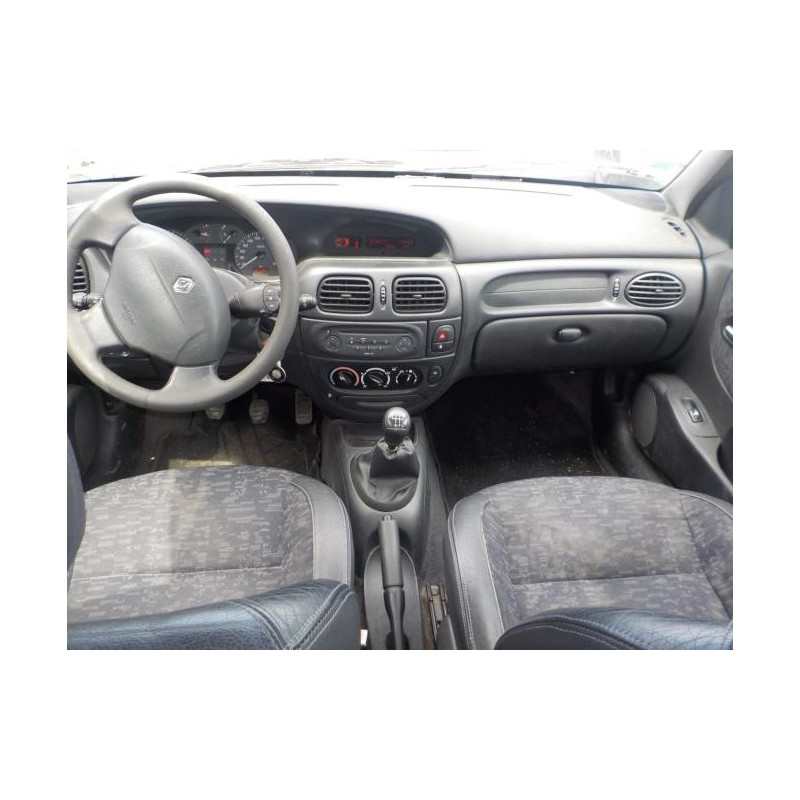 Platine feu arriere gauche RENAULT MEGANE 1 PHASE 2 d’occasion