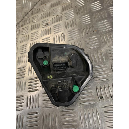 Platine feu arriere droit RENAULT CLIO 3 PHASE 1 BREAK d’occasion