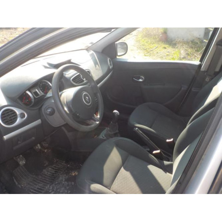 Platine feu arriere droit RENAULT CLIO 3 PHASE 1 BREAK d’occasion