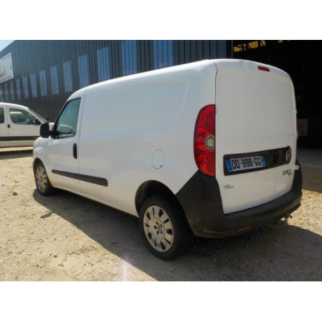 Moteur essuie glace avant FIAT DOBLO 2 PHASE 1 d’occasion
