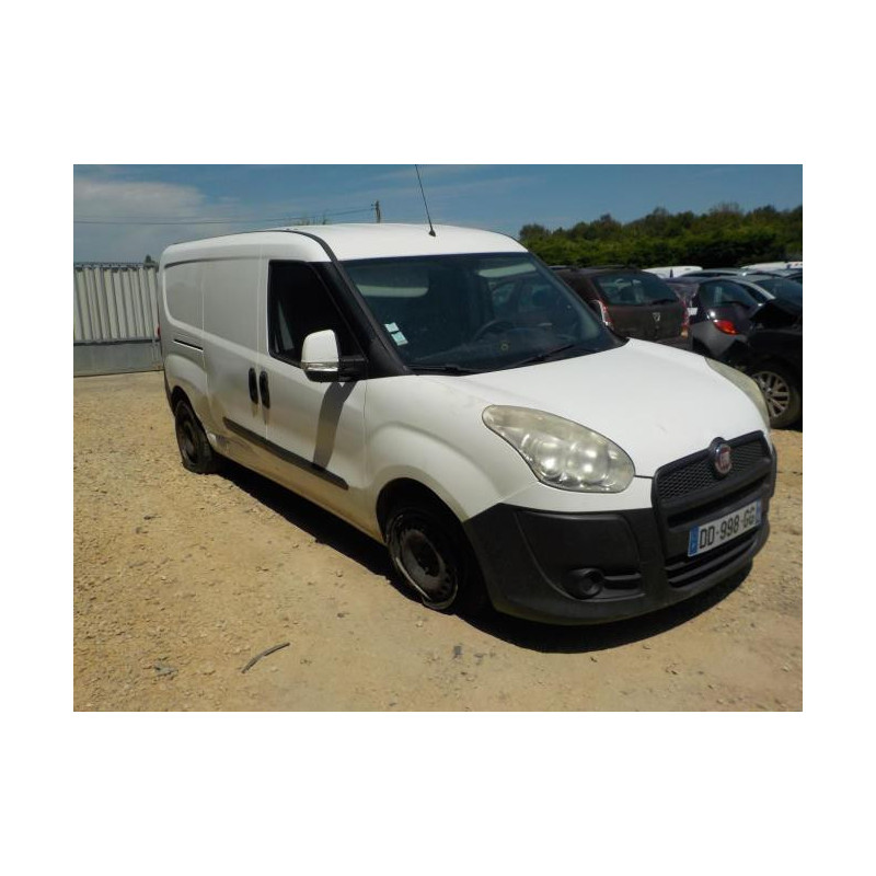 Moteur essuie glace avant FIAT DOBLO 2 PHASE 1 d’occasion
