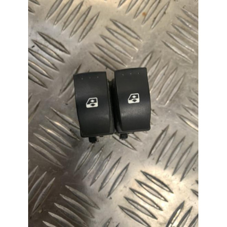 Interrupteur de leve vitre RENAULT LAGUNA 2 PHASE 2 d’occasion
