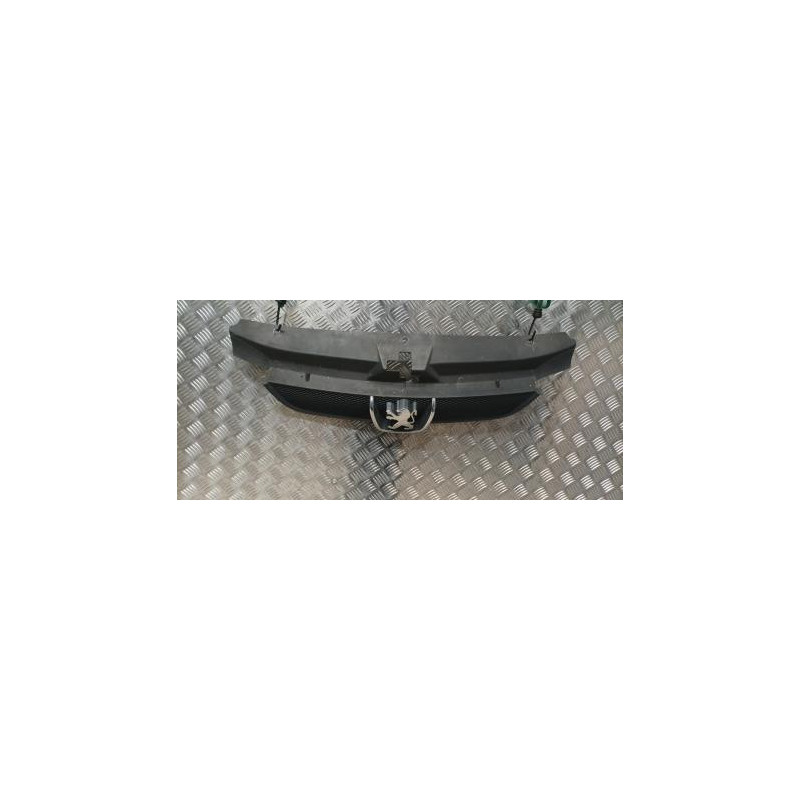 Calandre PEUGEOT 406 PHASE 2 BREAK d’occasion