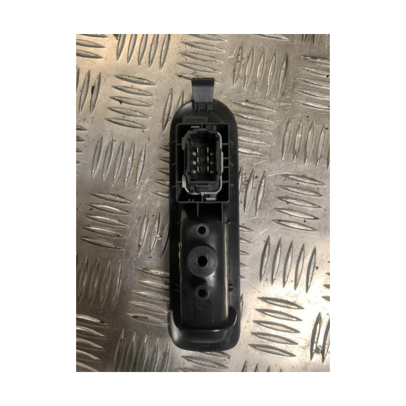 Interrupteur de leve vitre arriere gauche RENAULT GRAND MODUS PHASE 2 d’occasion