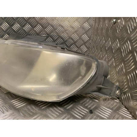 Optique avant principal gauche (feux)(phare) PEUGEOT 406 PHASE 2 BREAK d’occasion